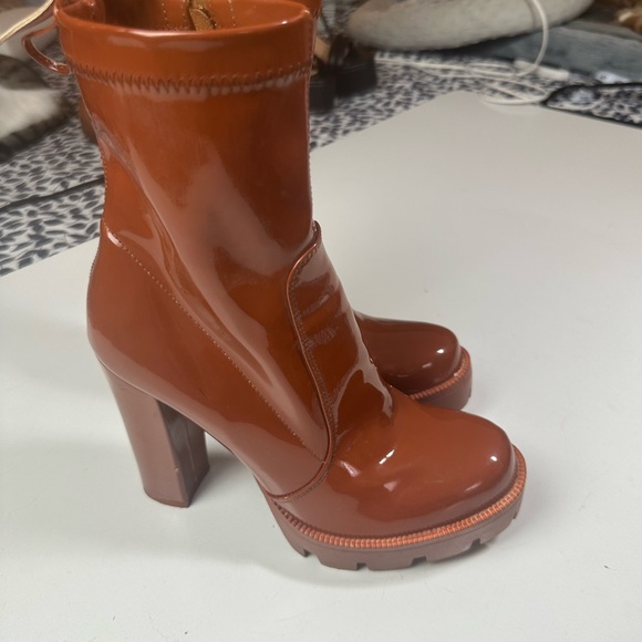 Azalea Wang X Dolls Kill Brown Patent Vegan Leather Rainy Days Boots 7.5 *READ* - Picture 5 of 16